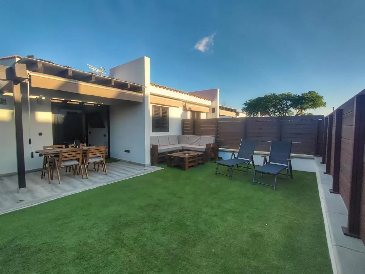 Сasa de vacaciones Bungalow 1 Maspalomas Golf con piscina y jardín San Bartolomé España